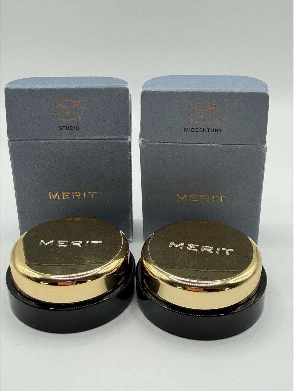 Eyeshadow description merit